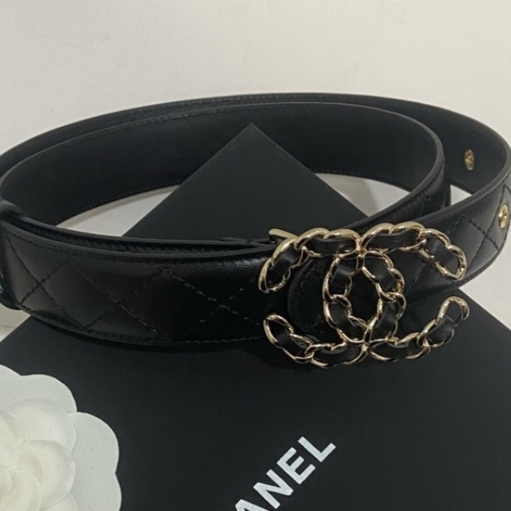 Chanel black leather belt with gold buckle stylish design